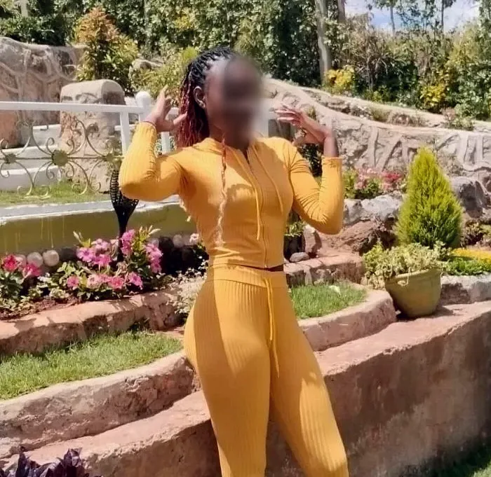 Carla, 26